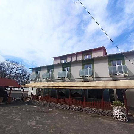 Motel Sofer Volkovce Eksteriør bilde