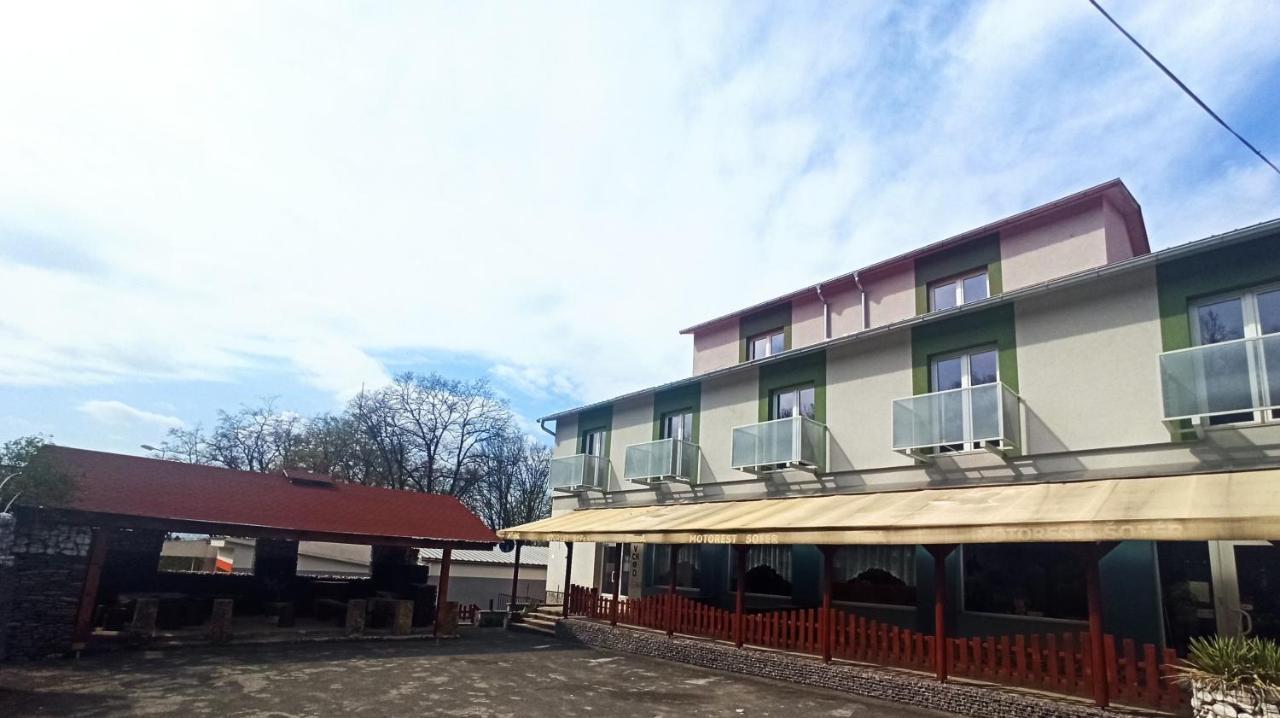 Motel Sofer Volkovce Eksteriør bilde